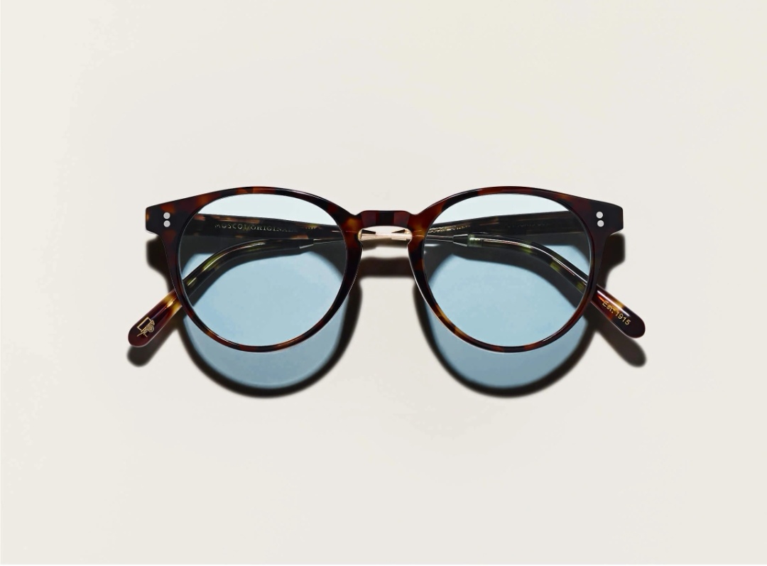MOSCOT GOLDA SPOT TORTOISE / LIGHT BLUE 49” Γυαλιά Ηλίου eyemazing.gr MOSCOT GOLDA SPOT TORTOISE / LIGHT BLUE 49'' - eyemazing.gr 11